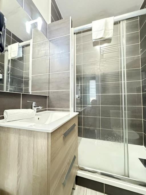 T2 Centre Riom 3 Personnes Hippolyte Apartment in Riom