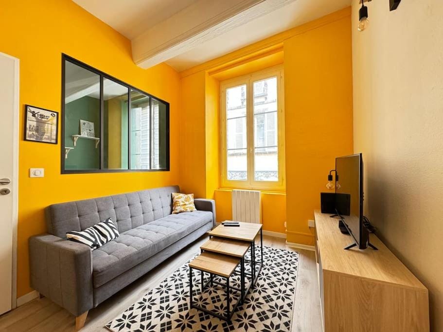 T2 Centre Riom 3 Personnes Hippolyte Apartment in Riom