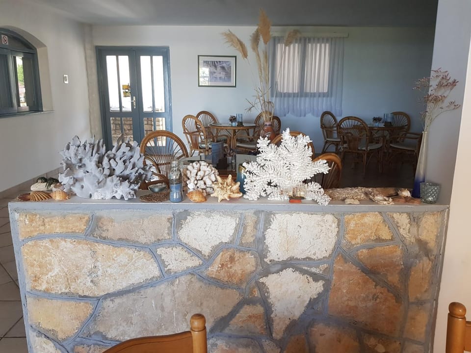 Lounge or bar, Decorative detail