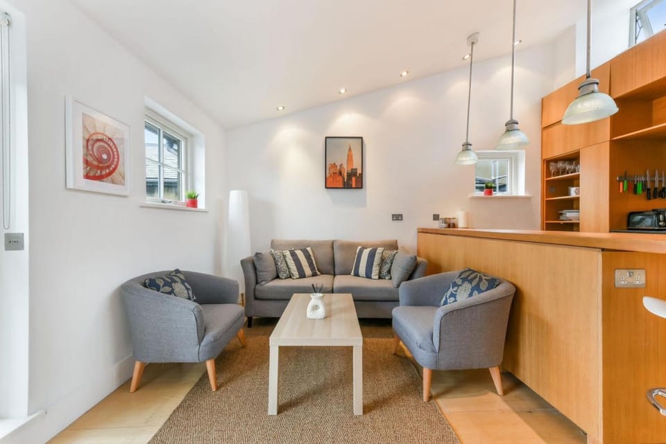 Stylish Soho one bedroom apartment Apartment in City of Westminster