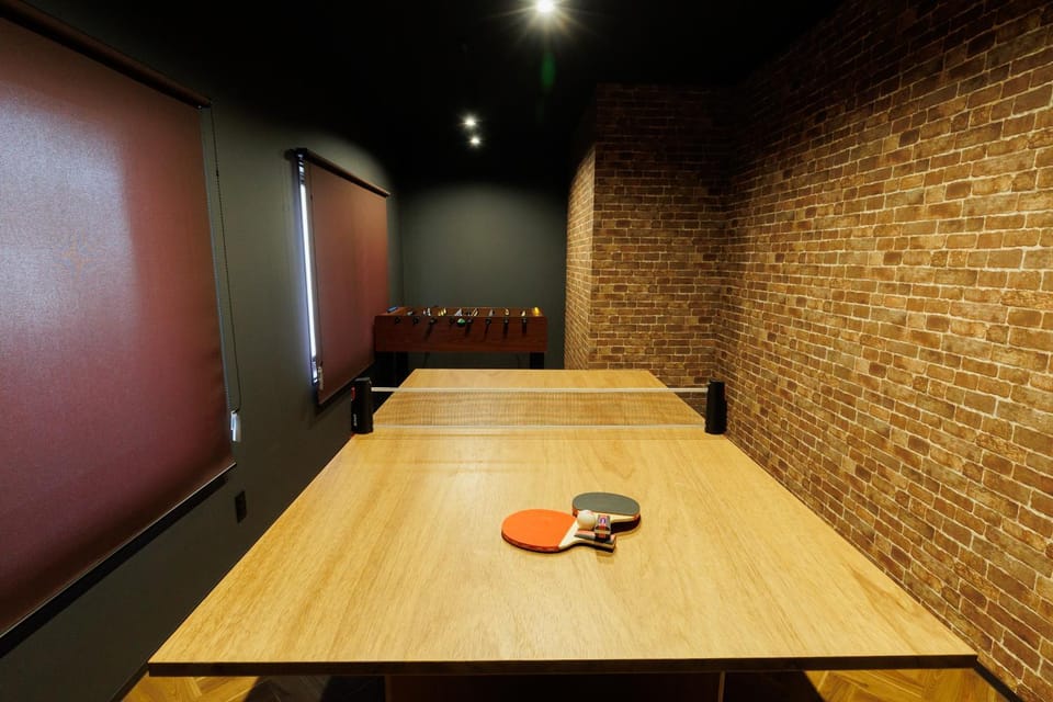 Table tennis