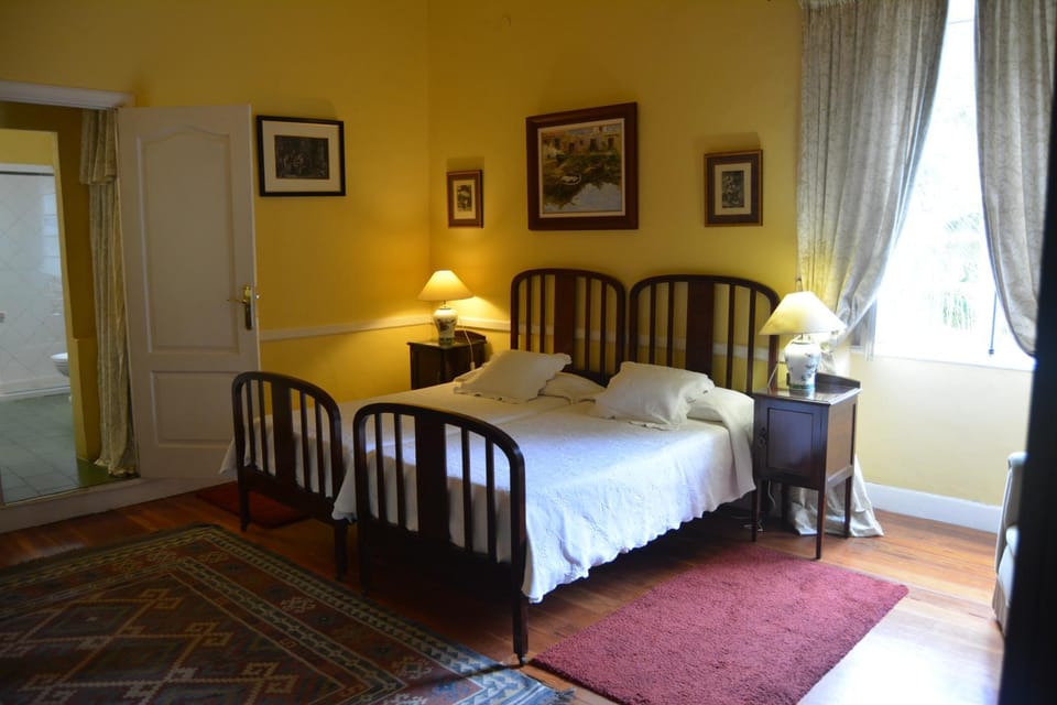 Hotel Rural Las Longueras Bed and Breakfast in Comarca Norte