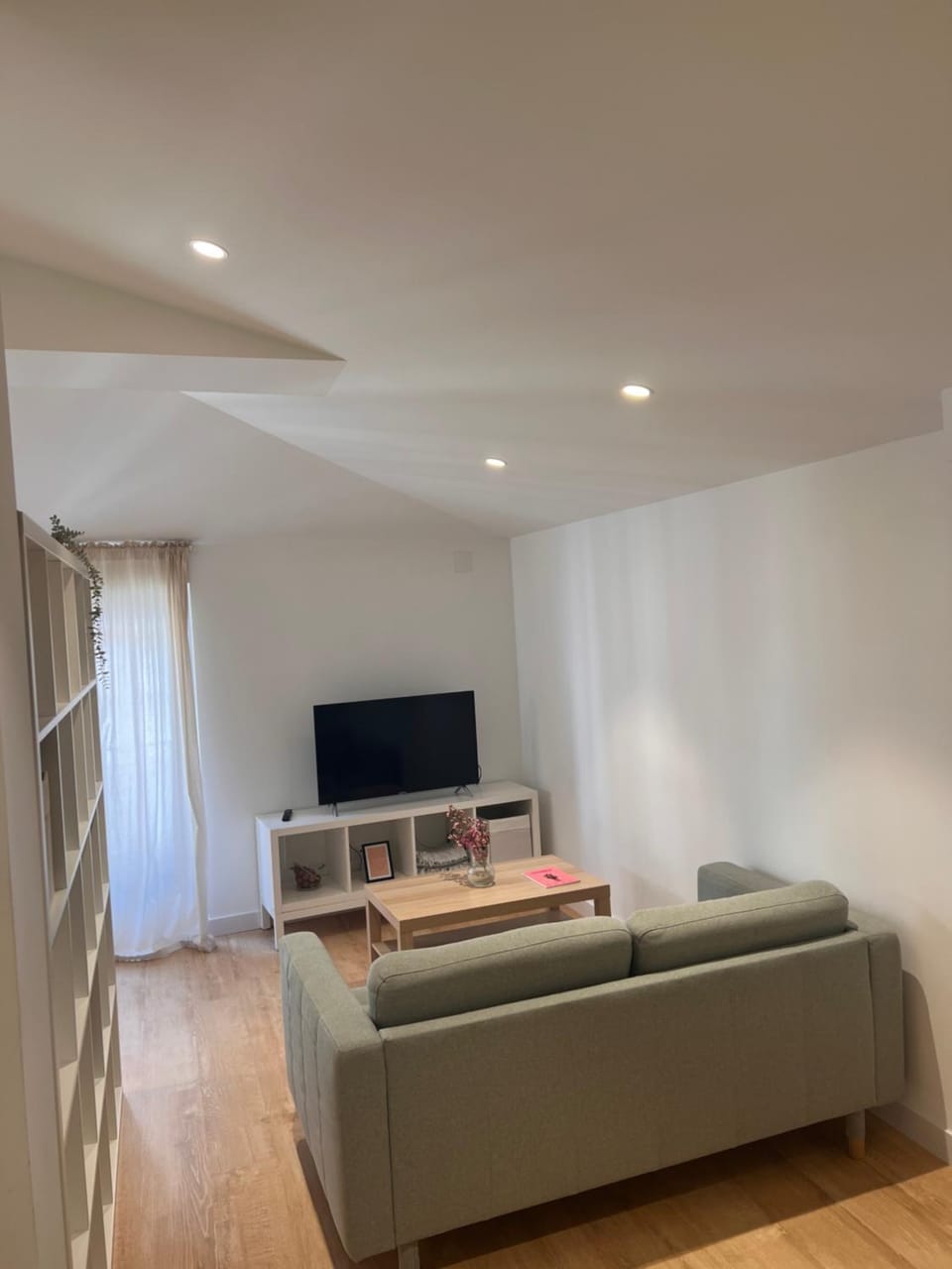 Communal lounge/ TV room, TV and multimedia, Living room