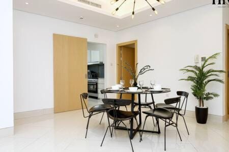 Beautiful 2 Bed in Al Warqa Apartment in Dubai