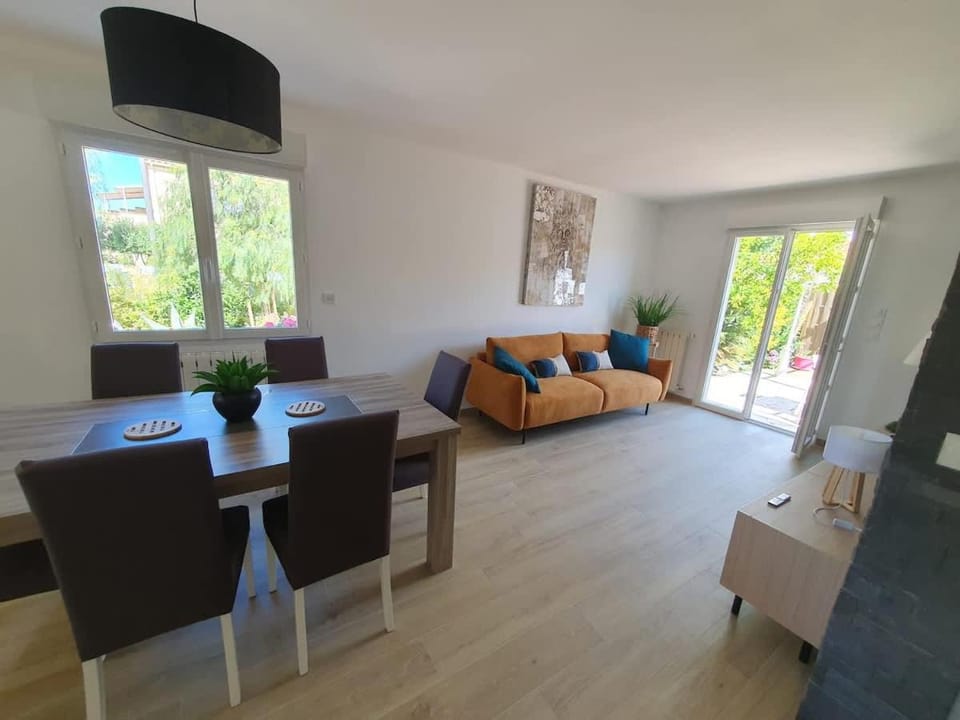 Villa illiberis House in Catalonia
