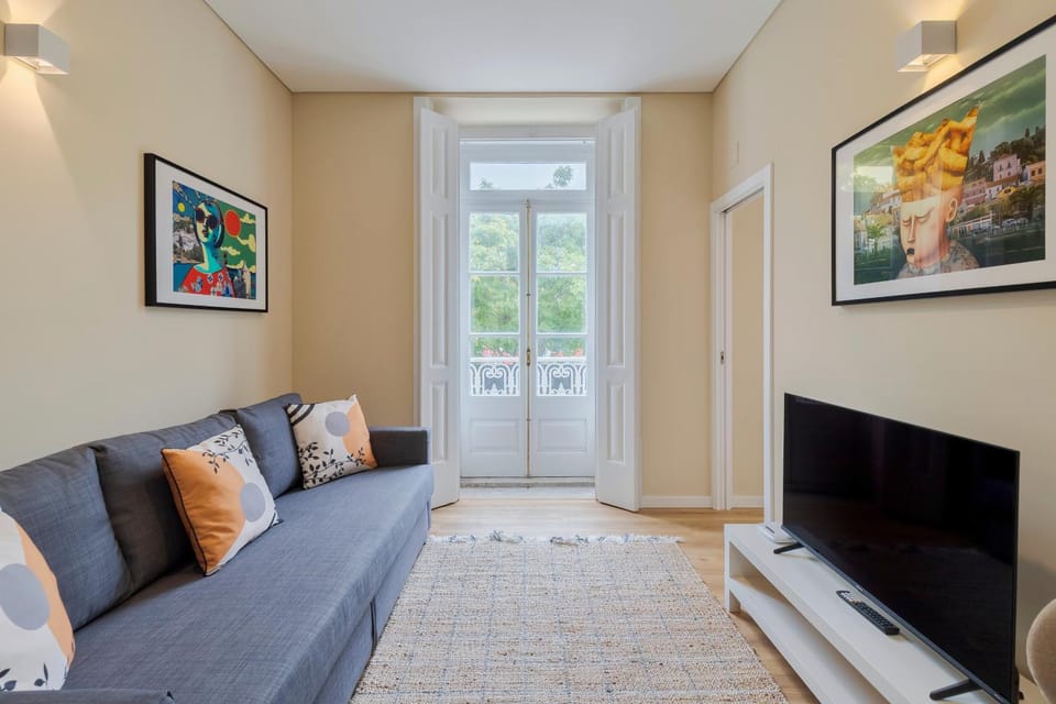 Communal lounge/ TV room, TV and multimedia, Living room, Decorative detail