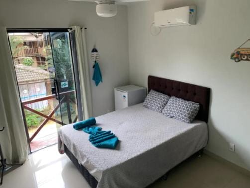 Bed, Balcony/Terrace, Photo of the whole room, Bedroom, towels, air conditioner