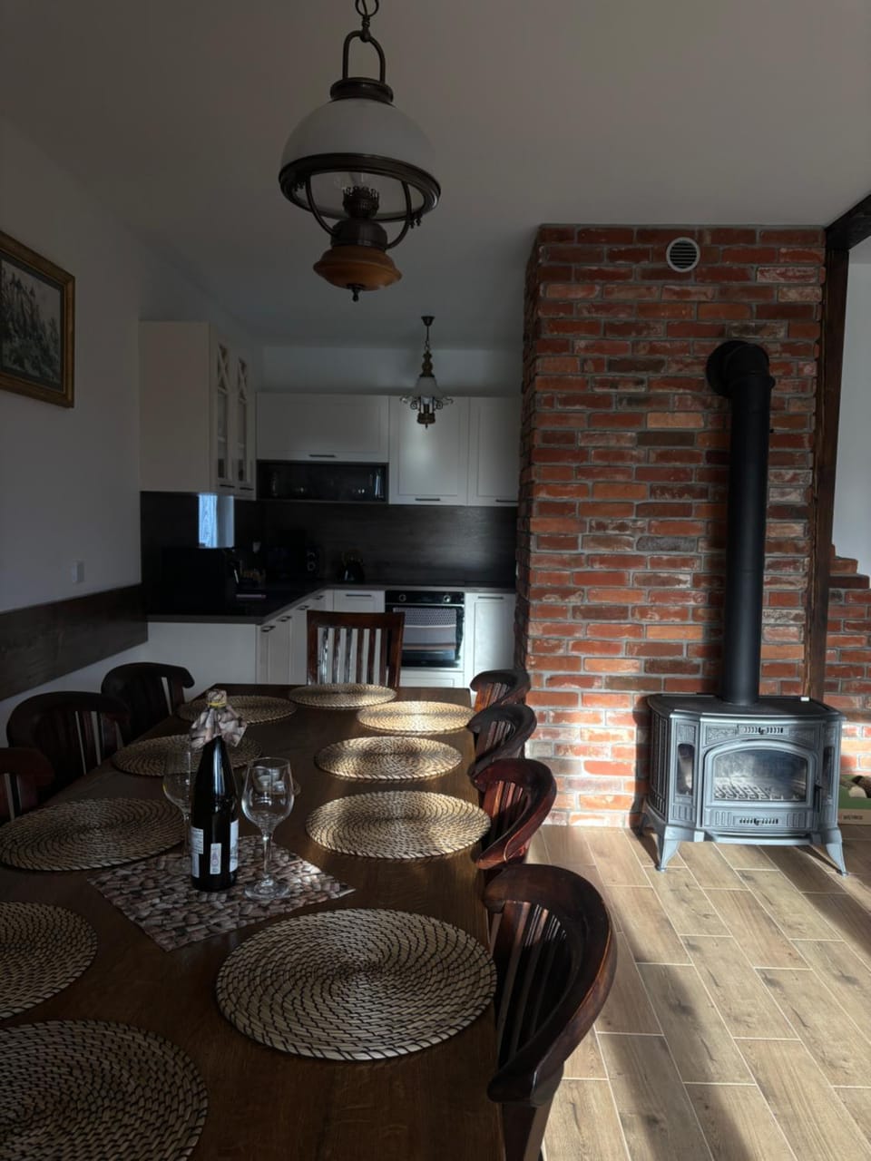 TV and multimedia, Kitchen or kitchenette, Living room, Seating area, Dining area, flat iron