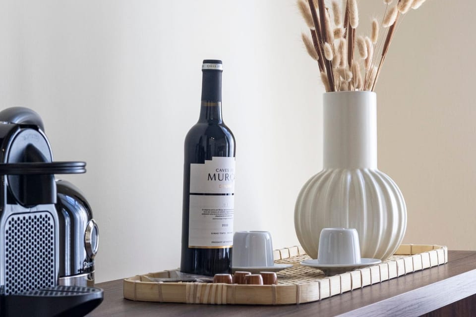 Guesthouse Bonjardim by LovelyStay Apartment in Porto