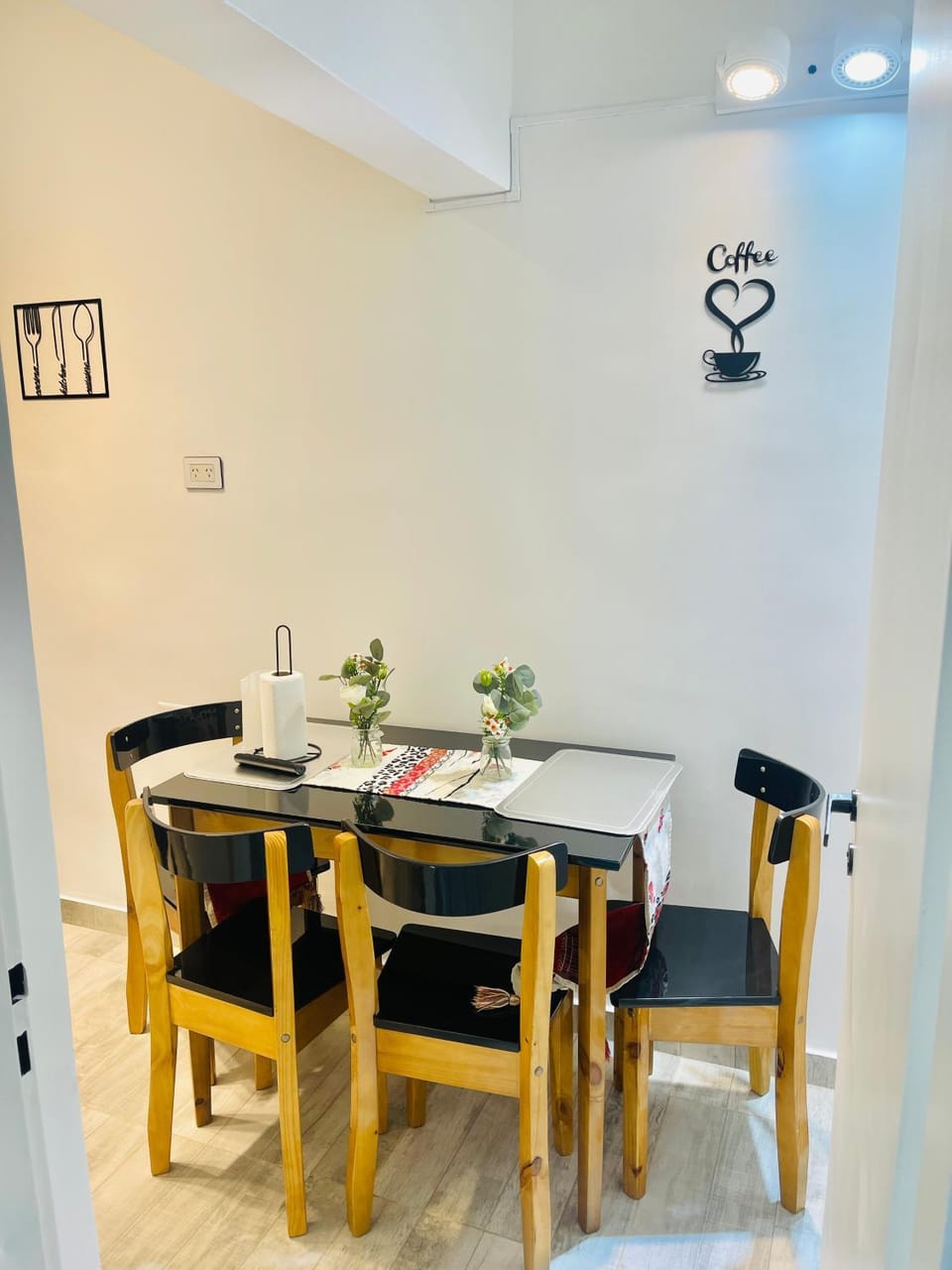 Living room, Dining area