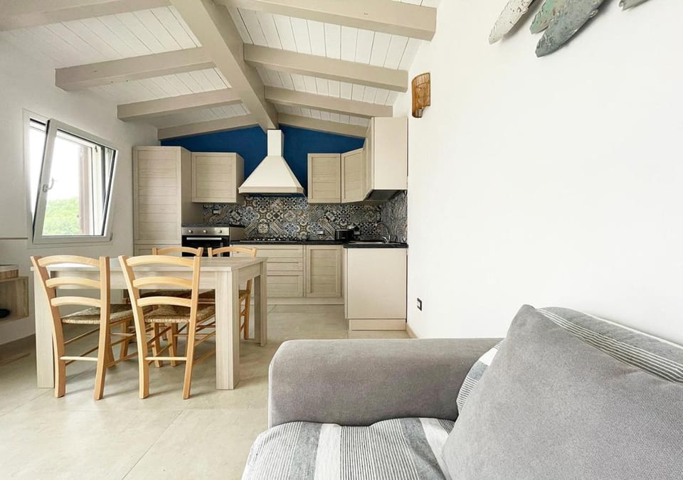 Kitchen or kitchenette, Living room, Dining area, stove