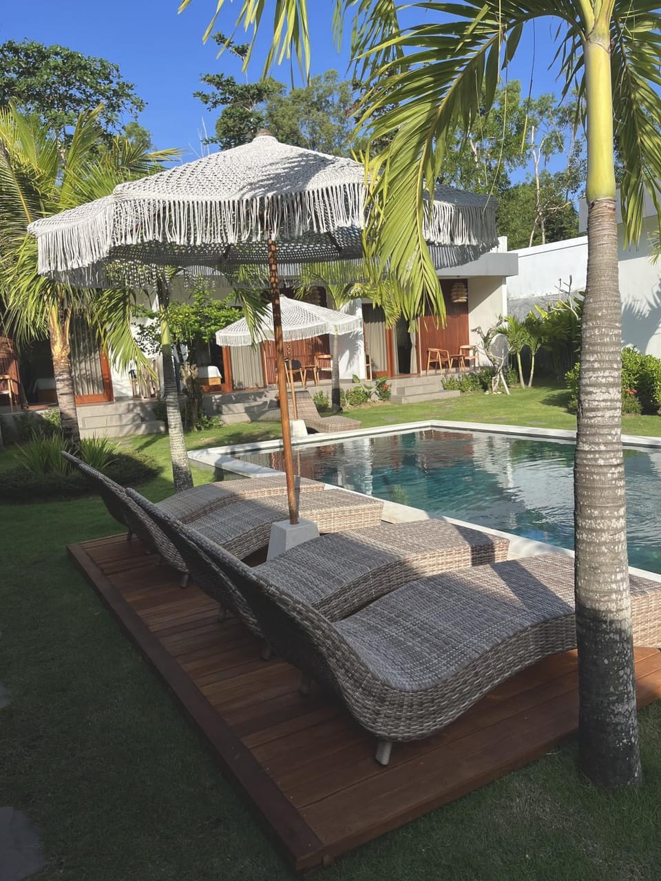 Property building, Swimming pool