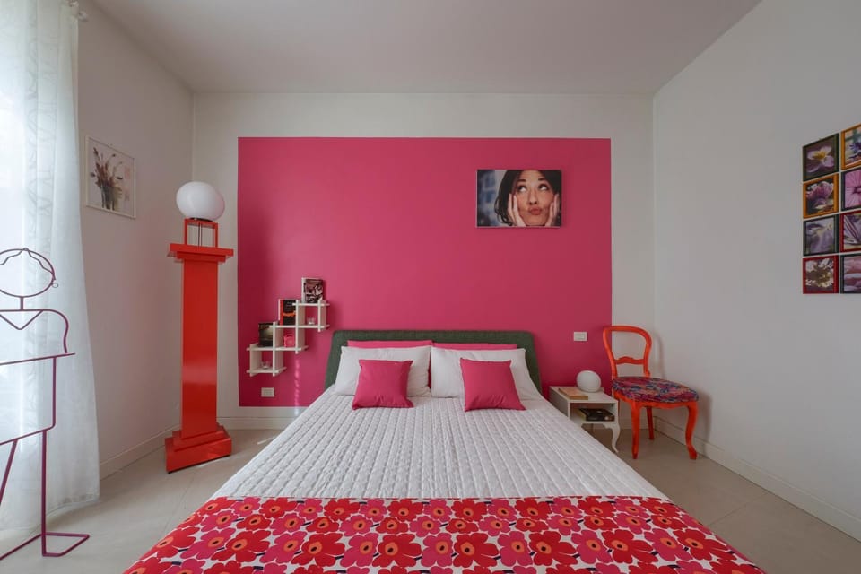 Bed, Photo of the whole room, Bedroom, wardrobe, air conditioner