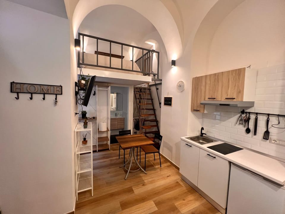 Kitchen or kitchenette, pet friendly, stove