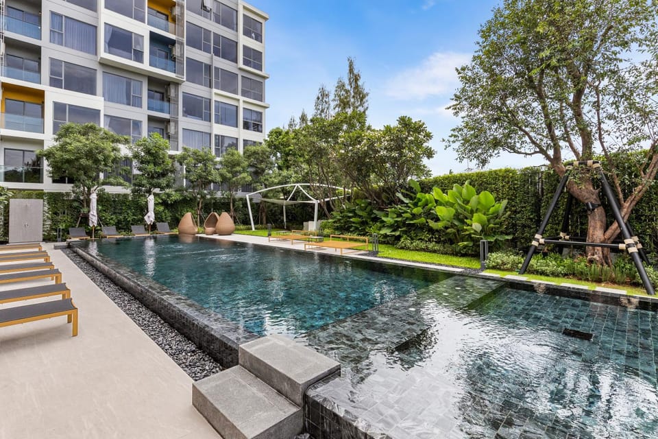 Property building, Pool view, Swimming pool