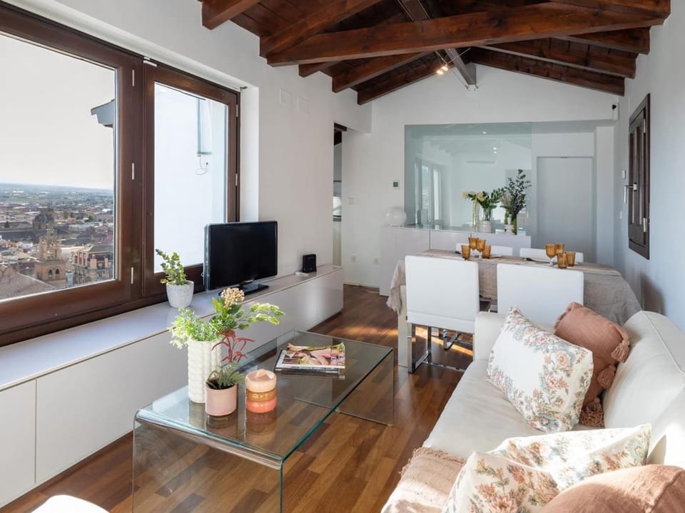 View (from property/room), Living room, Other, Seating area, Dining area