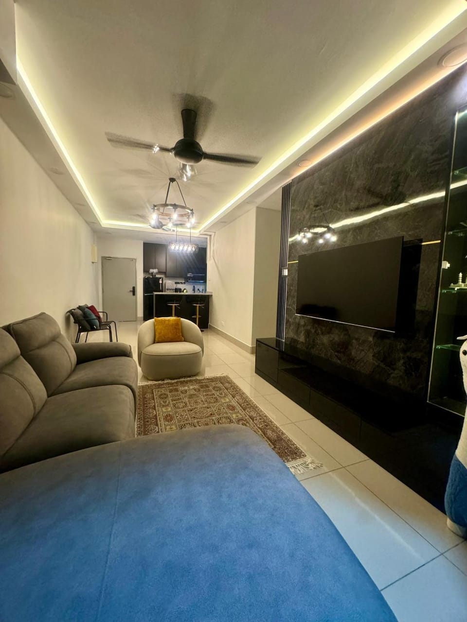 TV and multimedia, Living room, Seating area