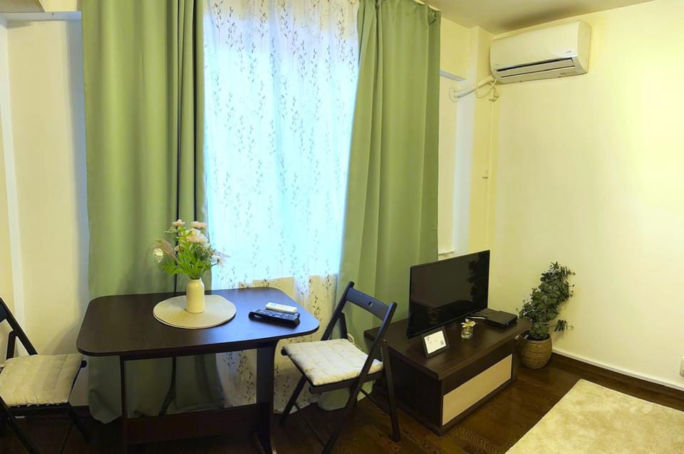 TV and multimedia, Dining area, air conditioner