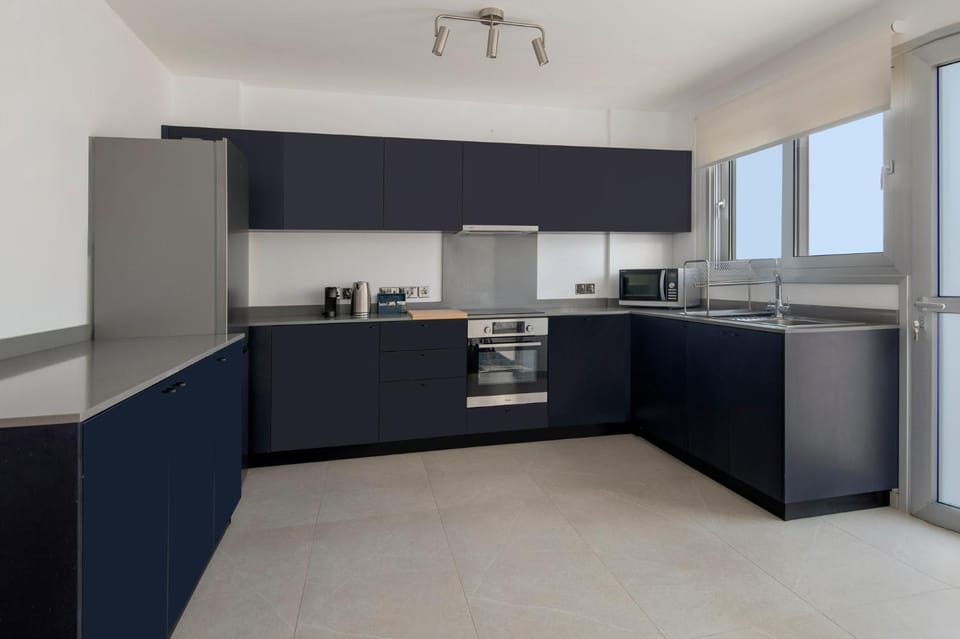 Amazing Two Bedroom Apartment Apartment in Larnaca