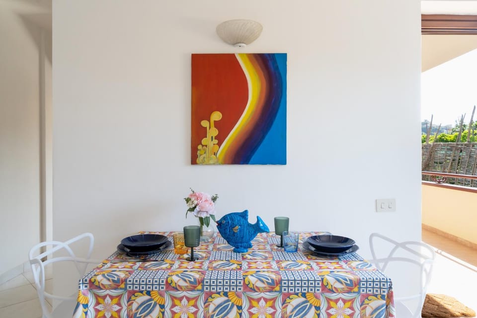Food and drinks, Decorative detail, Dining area
