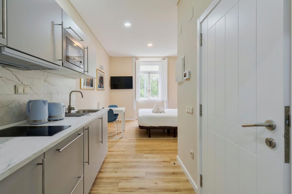 Kitchen or kitchenette, stove