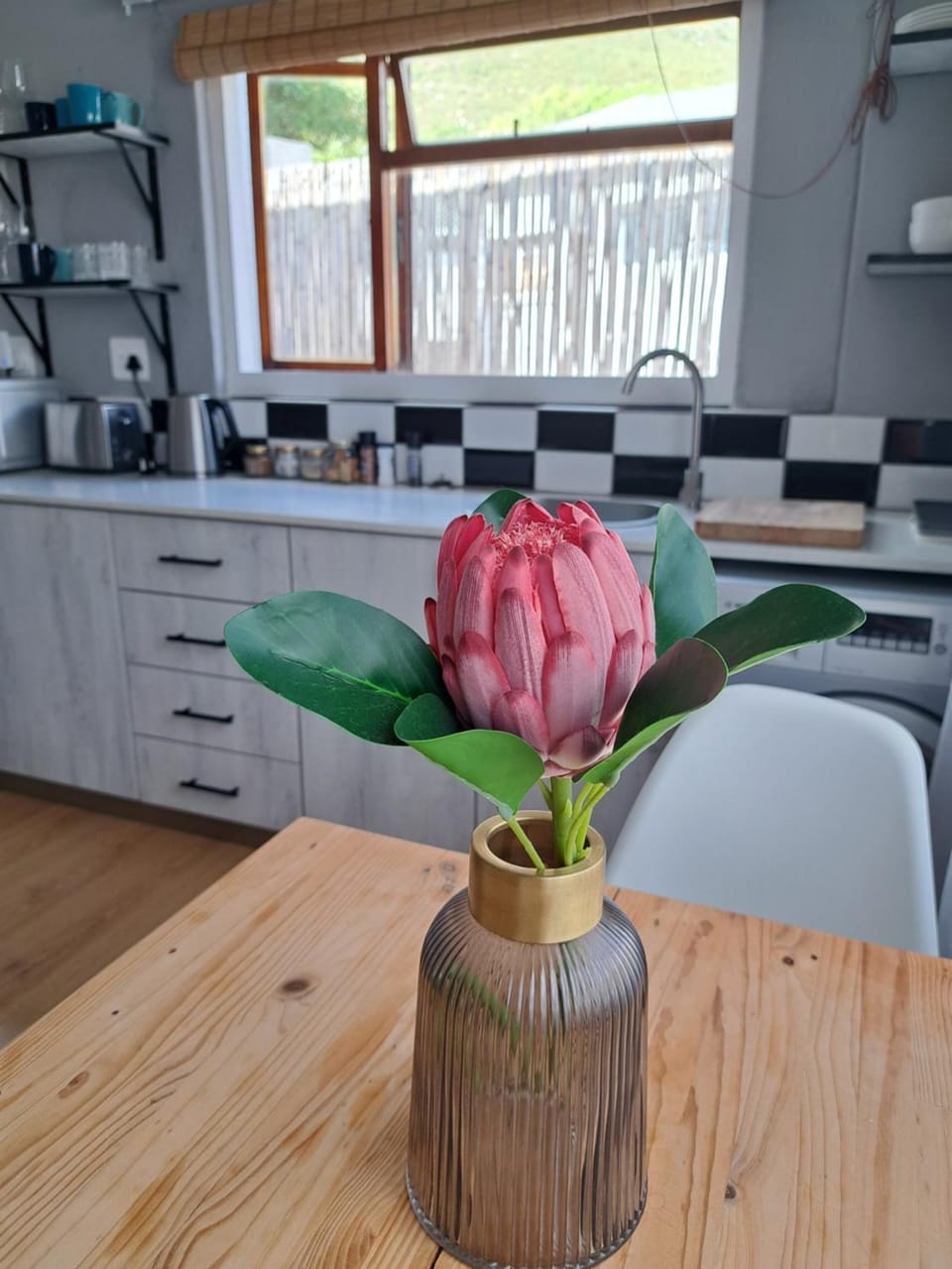 Mountain view, kitchen