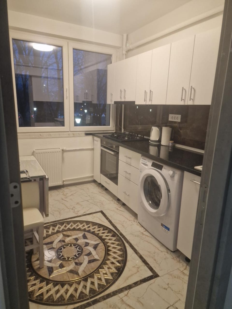 Ely's Apartament DeLuxe Apartment in Bucharest