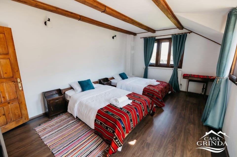 Bed, Photo of the whole room, Bedroom, internet, towels