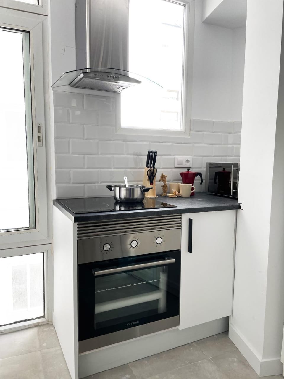 Kitchen or kitchenette