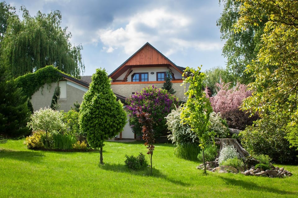 Facade/entrance, Garden view