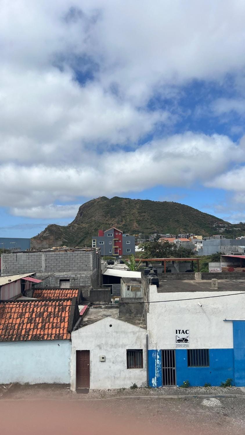 Day, View (from property/room), City view, Mountain view