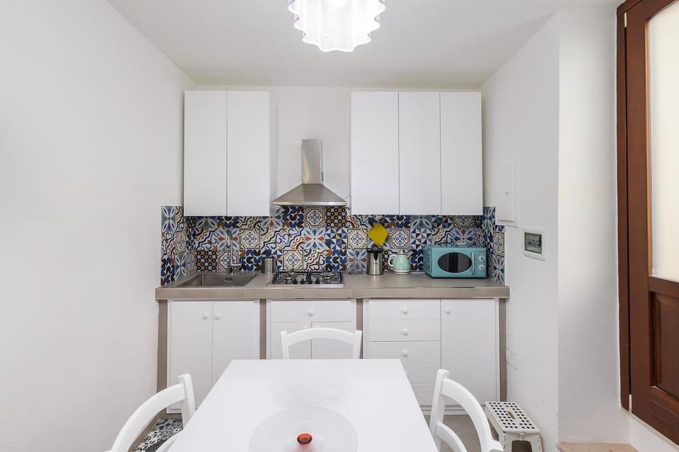 Kitchen or kitchenette, Lunch