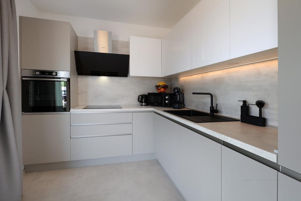 Coffee/tea facilities, Kitchen or kitchenette, kitchen