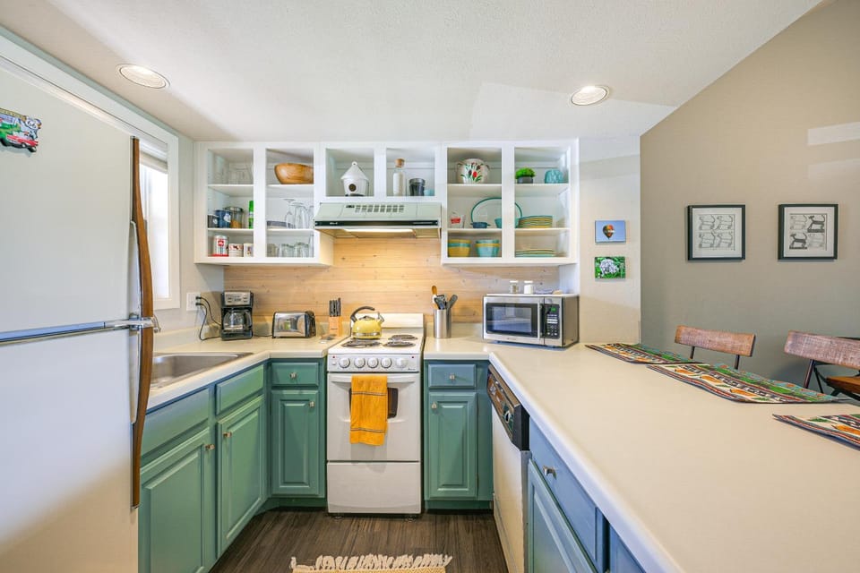 Dog-Friendly Pagosa Springs Studio: Grill & Views! Apartment in Pagosa Springs