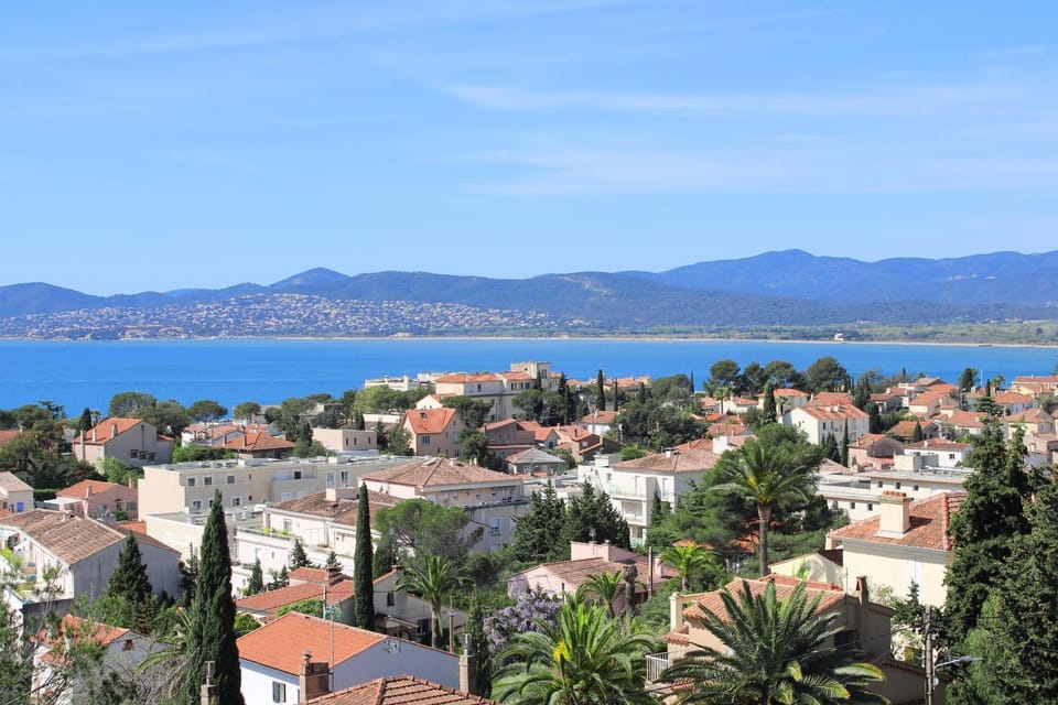 Nearby landmark, City view, Mountain view, Sea view