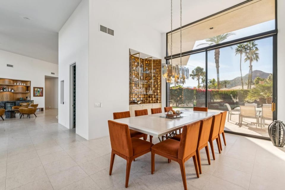 The Estancias, Compound in La Quinta on a 1 acre lot Ultimate Privacy House in La Quinta