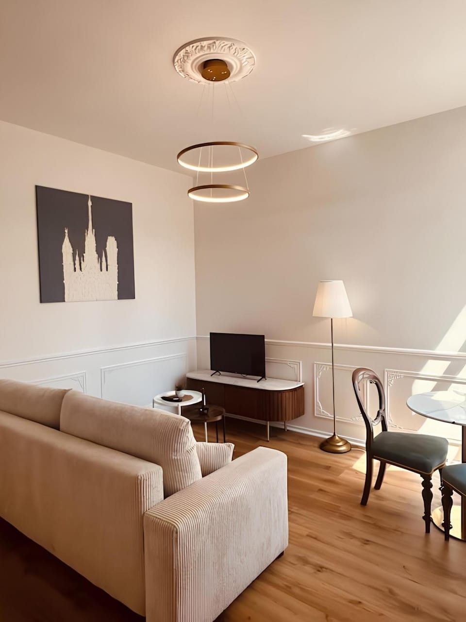 TV and multimedia, Living room, Seating area