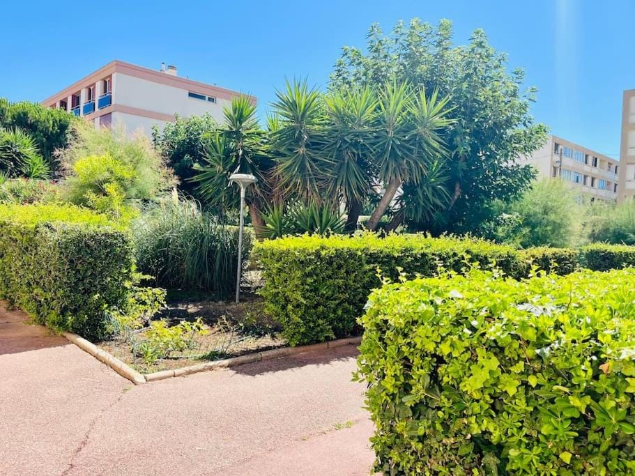L'Escale T2 neuf à 50m de la plage Apartment in Marseille