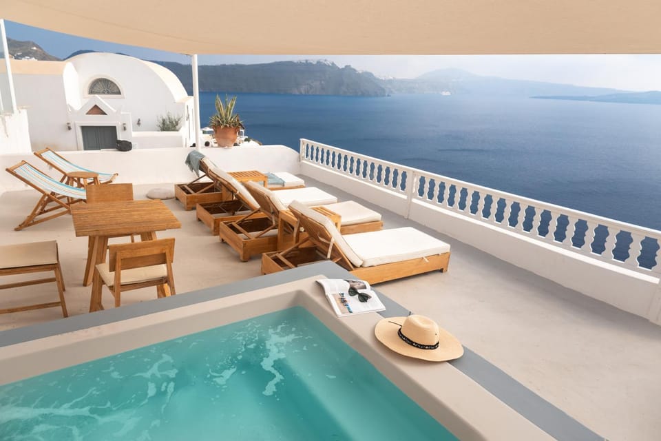 Villa Calliope Aegean Views Villa in Oia