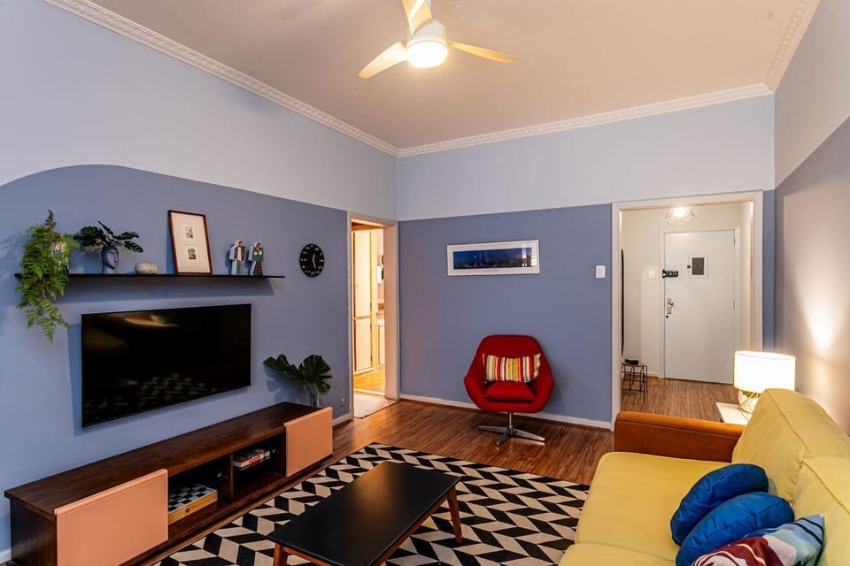 2 BDRs decorated 300 m from the beach | MVC 81/604 Apartment in Rio de Janeiro