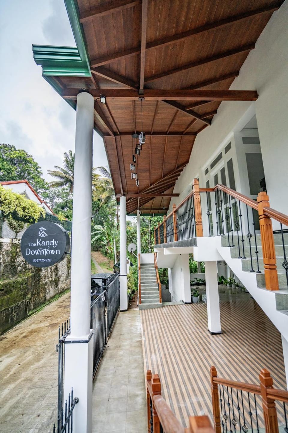 The KANDY DOWNTOWN Green House Apartment in Kandy