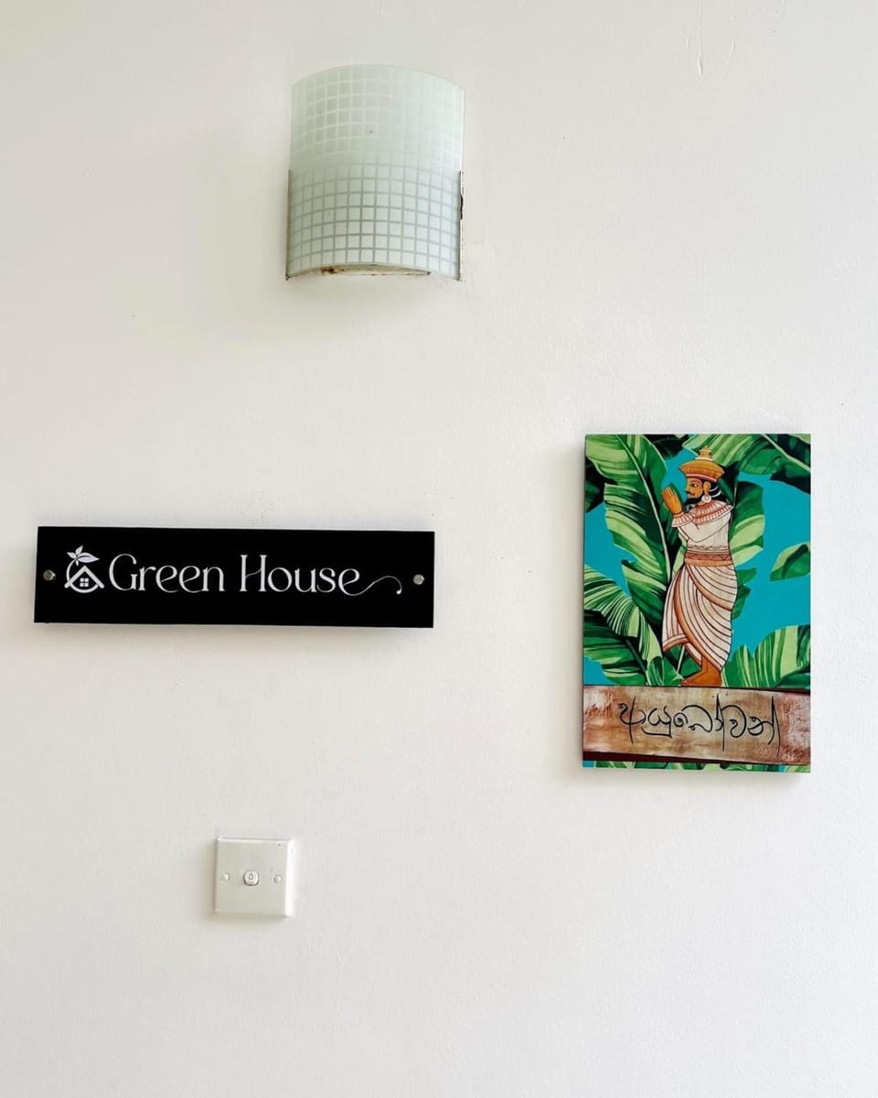 The KANDY DOWNTOWN Green House Apartment in Kandy
