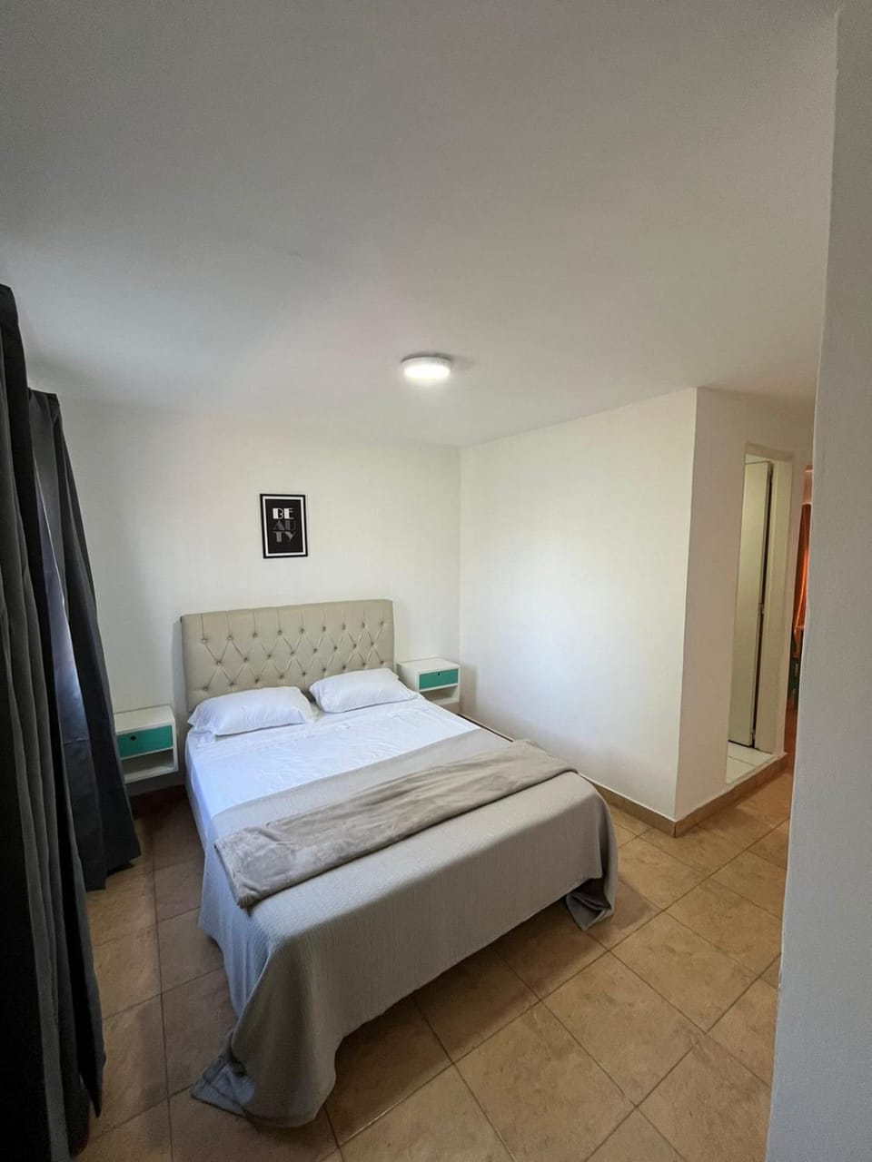 Hospedaje LH primero F a 15 minutos del aeropuerto Ezeiza! Apartment in Buenos Aires Province