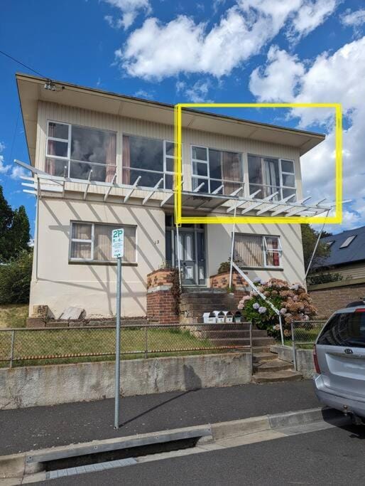Bayley 2 - Walk to city from 2 bedroom apartment with city and mountain views Apartment in Hobart