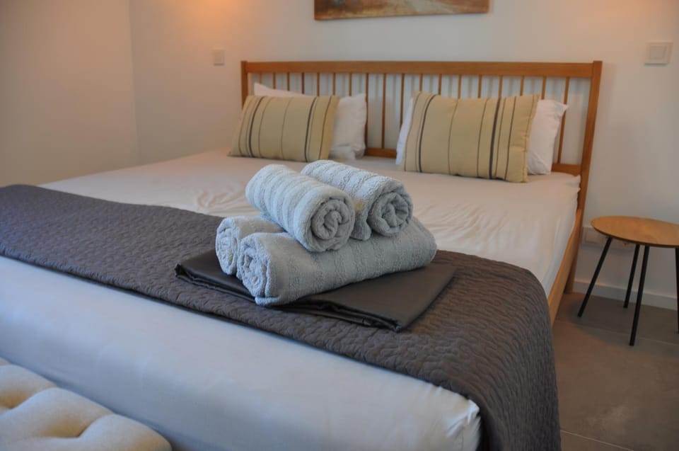 Spacious, Newly Renovated, Marina Views Apartment Pula Apartment in Pula