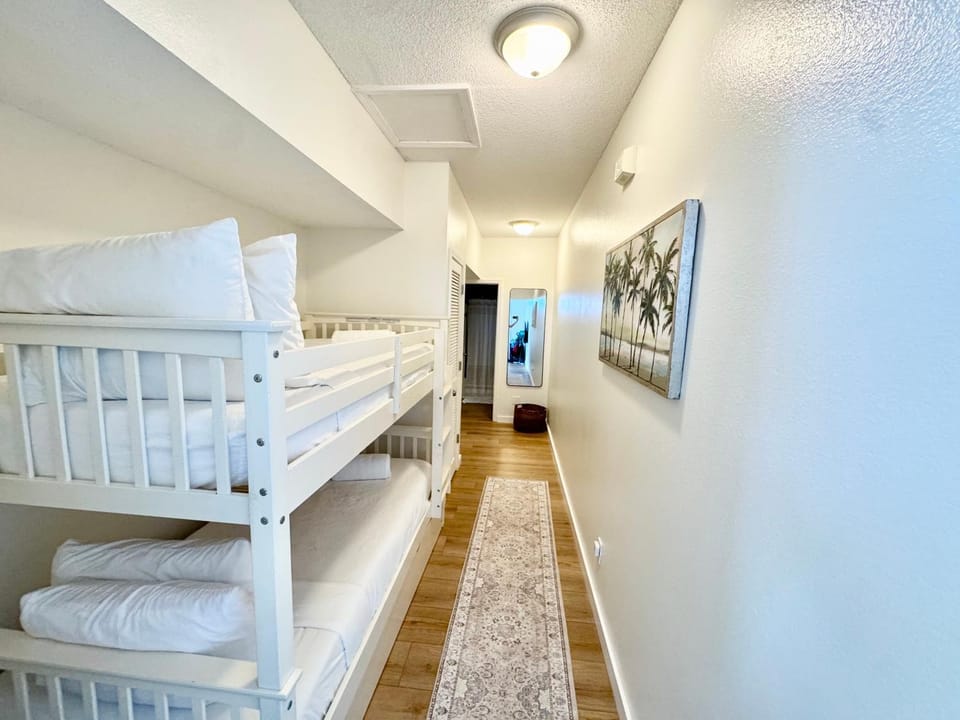 bunk bed