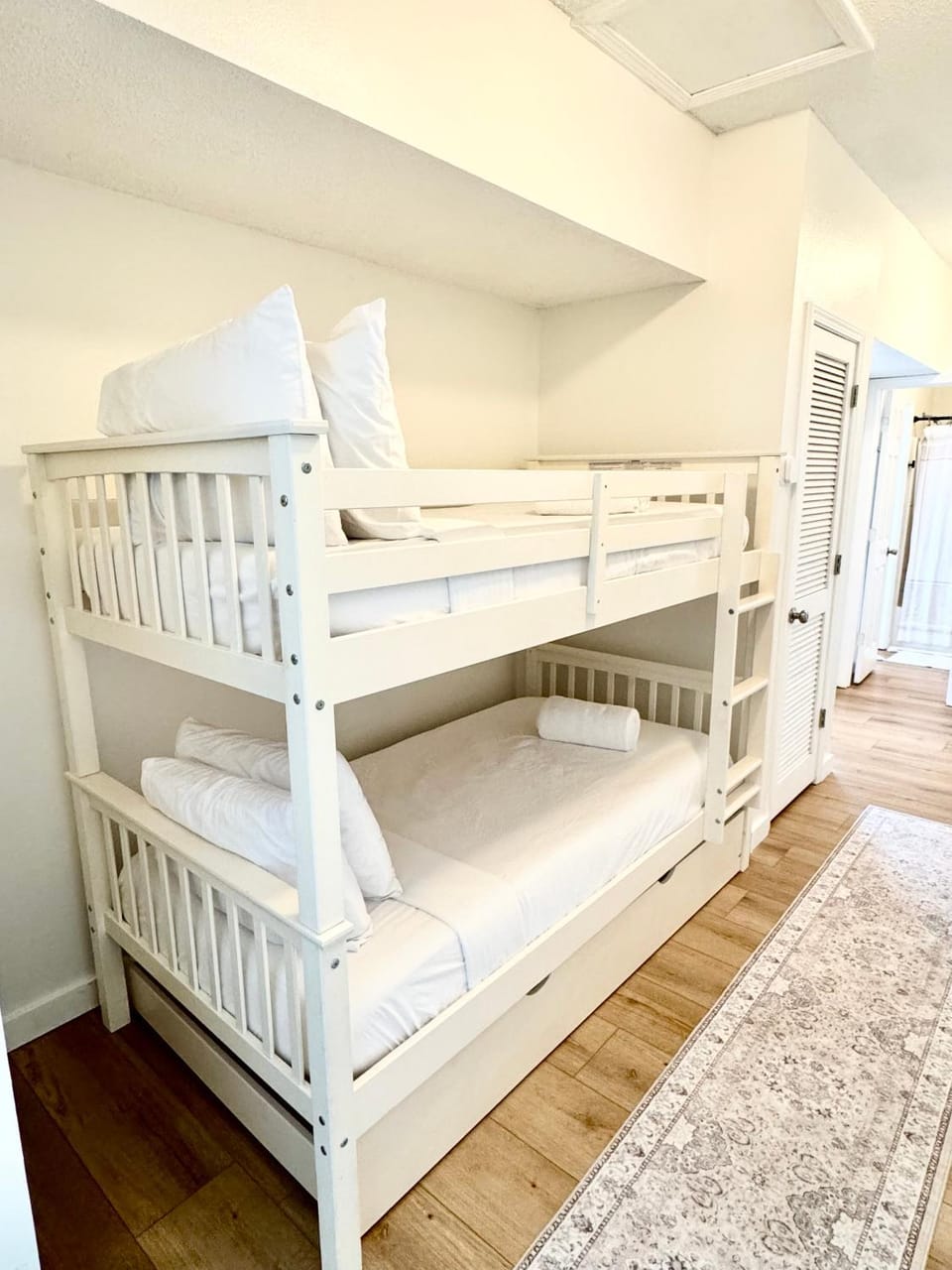 bunk bed