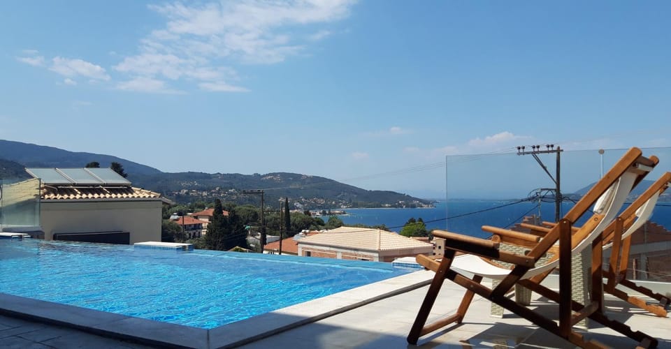 Pool view, Sea view, Swimming pool, sunbed