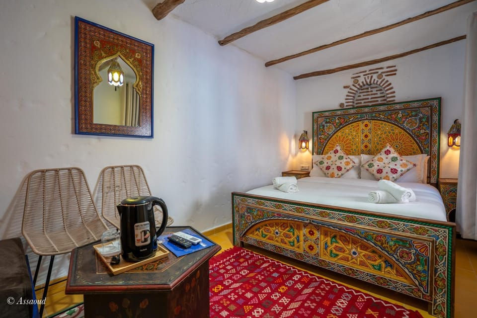 Bed, Coffee/tea facilities, Kitchen or kitchenette, Photo of the whole room, Bedroom