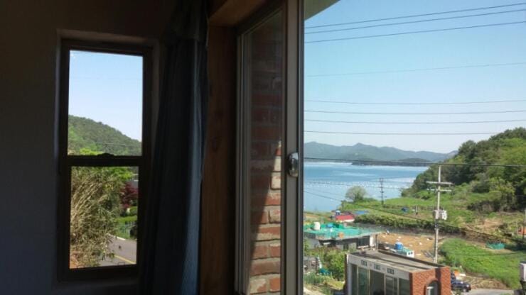 Antwerp Guesthouse Bed and Breakfast in South Korea